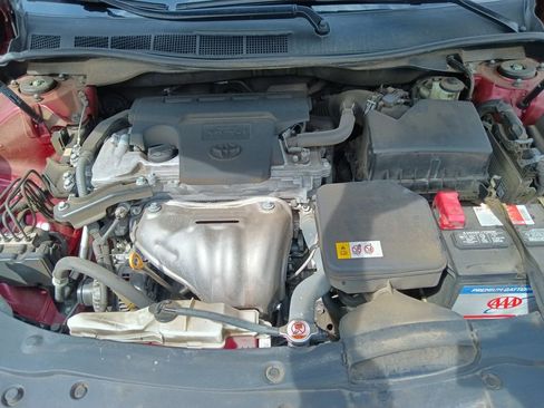 Used 2017 Toyota Camry XSE w/ Moonroof Package FWD image 32