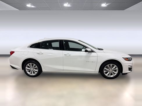 Used 2025 Chevrolet Malibu LT FWD image 7