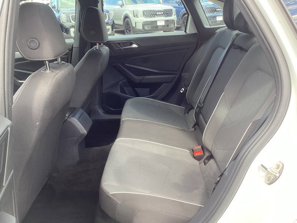 Used 2025 Volkswagen Jetta Sport FWD image 13