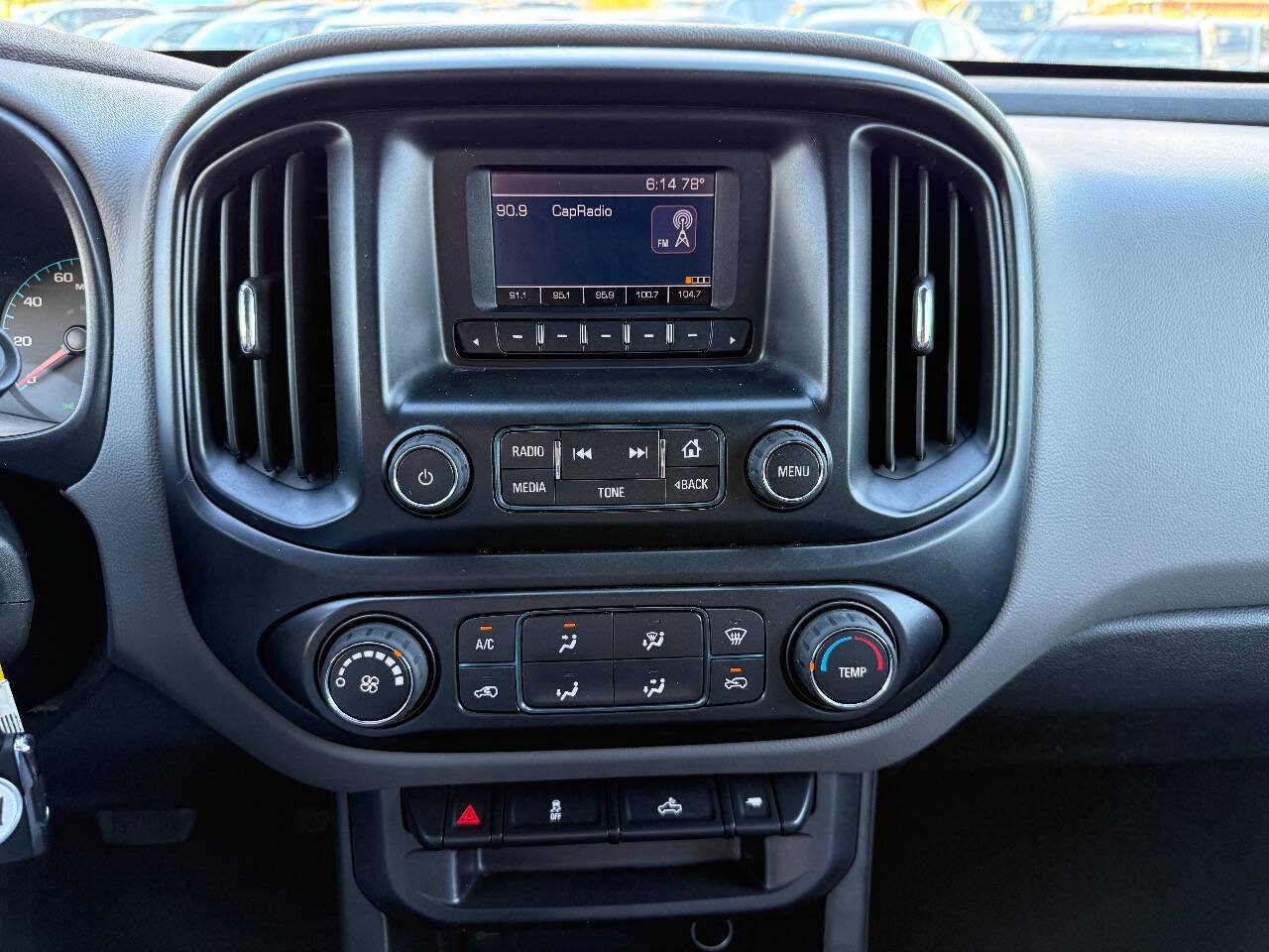 Used 2015 Chevrolet Colorado W/T w/ WT Convenience Package RWD image 17