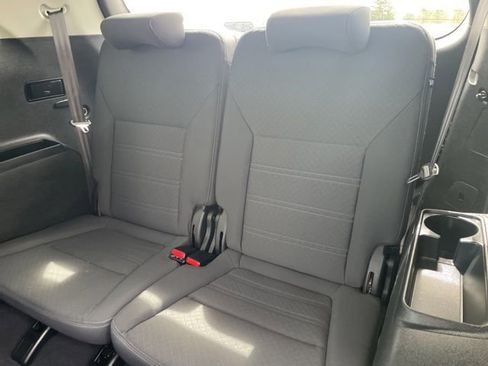 Used 2020 Kia Sorento L image 11