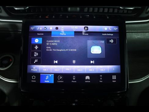 Used 2024 Jeep Grand Cherokee Limited image 25