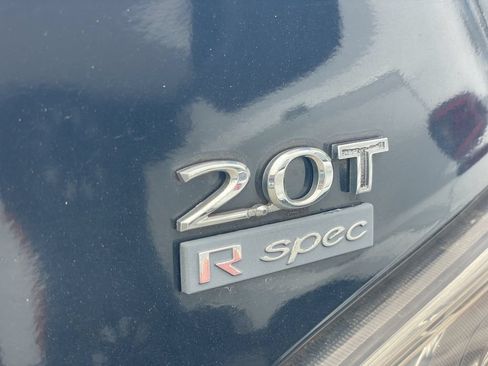 Used 2012 Hyundai Genesis 2.0T RWD image 9