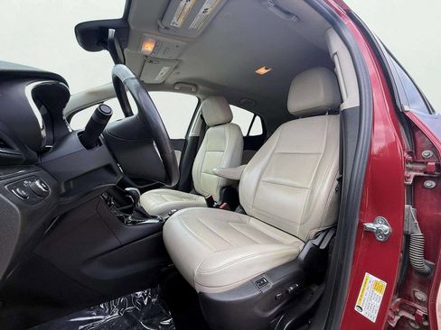 Used 2017 Buick Encore Essence FWD image 20