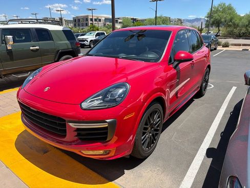 Used 2016 Porsche Cayenne GTS AWD/4WD image 2
