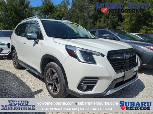 Used 2022 Subaru Forester Touring AWD/4WD image 1