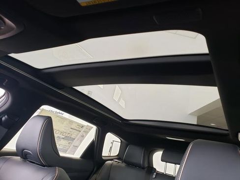 New 2025 Toyota Crown Signia image 18