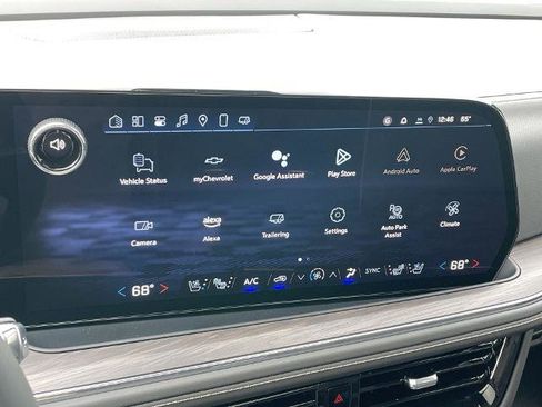 New 2025 Chevrolet Suburban Premier image 83