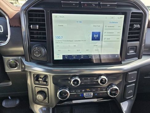 Used 2022 Ford F150 Lariat w/ Max Trailer Tow Package image 21