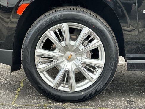 Used 2023 Chevrolet Tahoe High Country AWD/4WD image 26