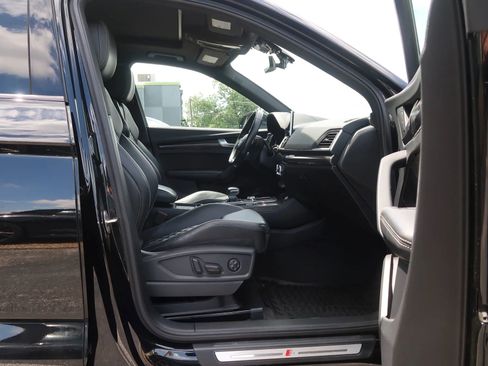 Used 2019 Audi SQ5 Prestige w/ Prestige Package AWD/4WD image 25