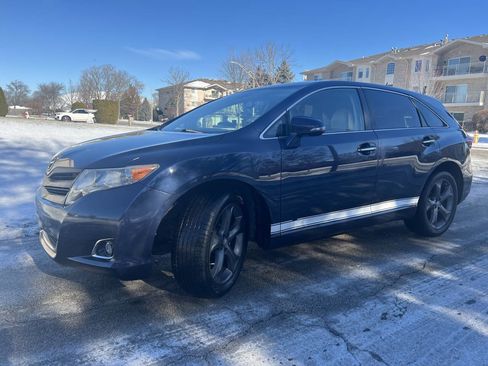 Used 2015 Toyota Venza XLE image 7
