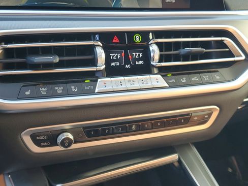 Used 2022 BMW X5 sDrive40i w/ Premium Package image 25