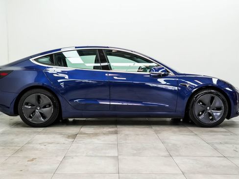 Used 2020 Tesla Model 3 Standard Range Plus RWD image 8