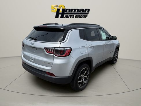 Used 2025 Jeep Compass Limited AWD/4WD image 5