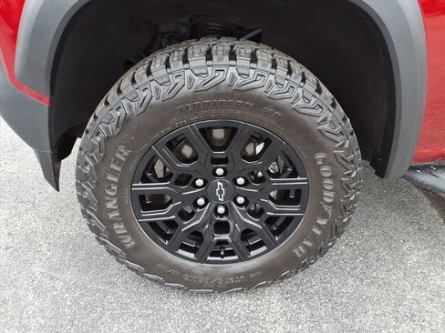 Used 2023 Chevrolet Colorado Trail Boss w/ Advanced Trailering Package image 12