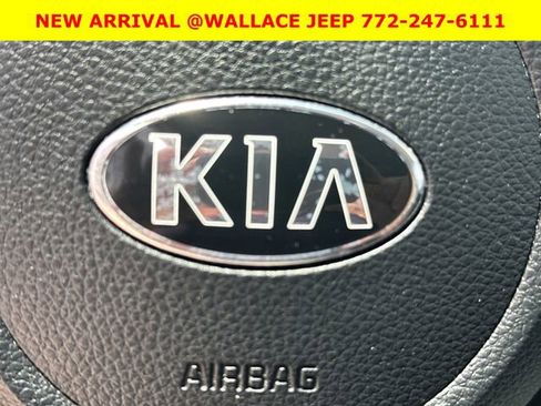 Used 2021 Kia Seltos EX AWD/4WD image 23