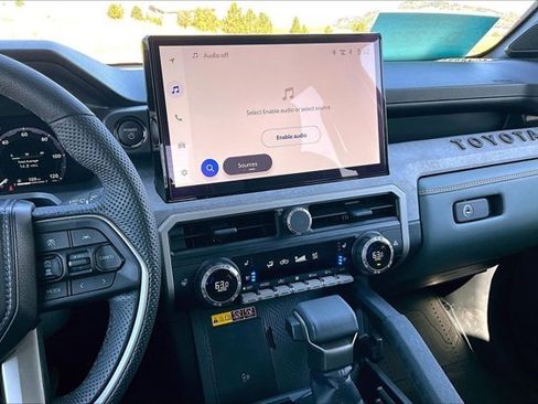 Used 2025 Toyota Tacoma 4x4 Double Cab Hybrid image 9