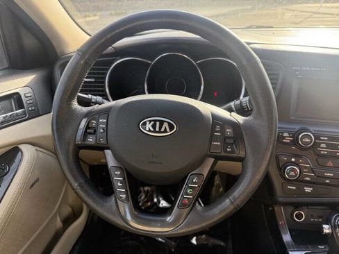 Used 2011 Kia Optima EX w/ Premium Pkg image 13