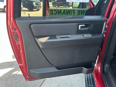 Used 2007 Ford Expedition EL XLT image 16