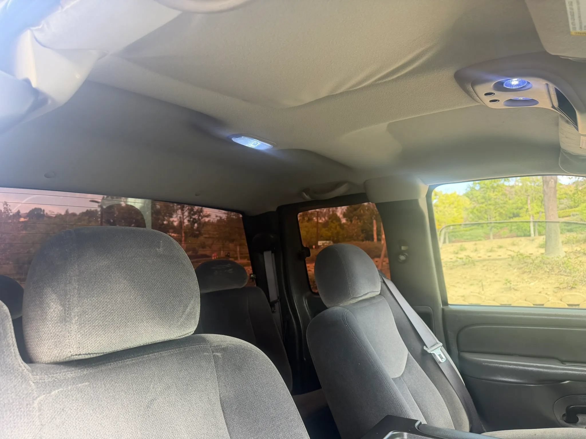Used 2005 GMC Sierra 1500 SLE w/ Light Duty Power Package AWD/4WD image 17