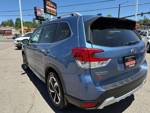 Used 2022 Subaru Forester Touring AWD/4WD image 6