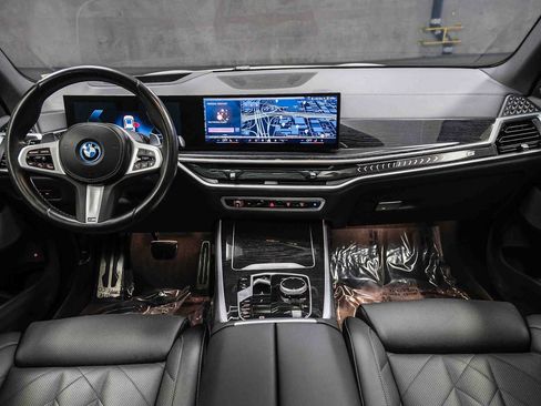 Used 2024 BMW X5 xDrive50e w/ M Sport Package AWD/4WD image 15
