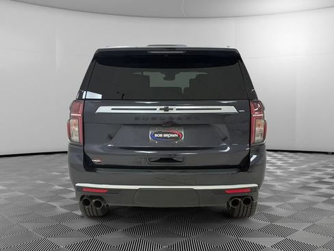 Used 2023 Chevrolet Suburban High Country w/ Advanced Technology Package AWD/4WD image 4