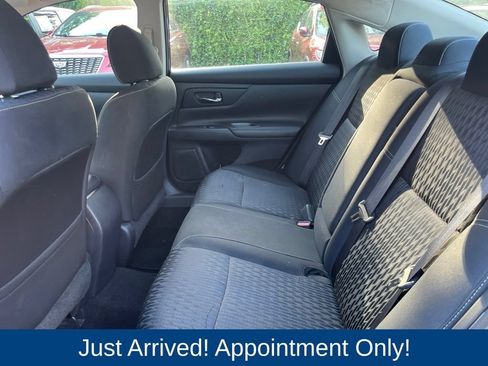 Used 2018 Nissan Altima 2.5 S w/ S Convenience Package FWD image 10