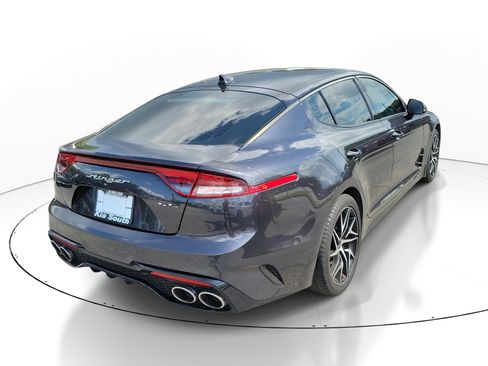 Certified 2022 Kia Stinger GT-Line RWD image 6