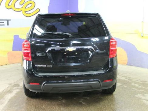 Used 2017 Chevrolet Equinox LS image 7