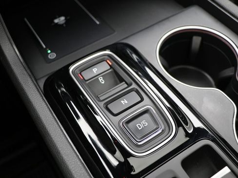 Used 2025 Honda Pilot Black Edition image 29