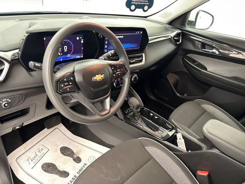 Certified 2024 Chevrolet TrailBlazer LT w/ Driver Confidence Package FWD image 10