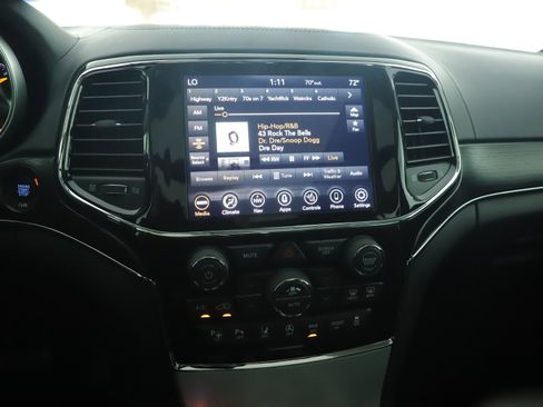 Certified 2019 Jeep Grand Cherokee Summit w/ Trailer Tow Group IV image 8