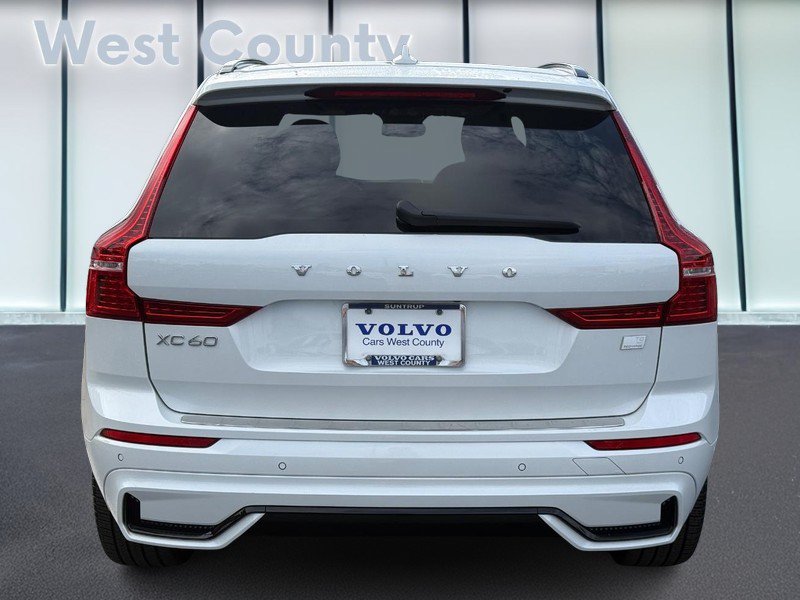Used 2024 Volvo XC60 T8 Ultimate w/ Protection Package Premier AWD/4WD image 6