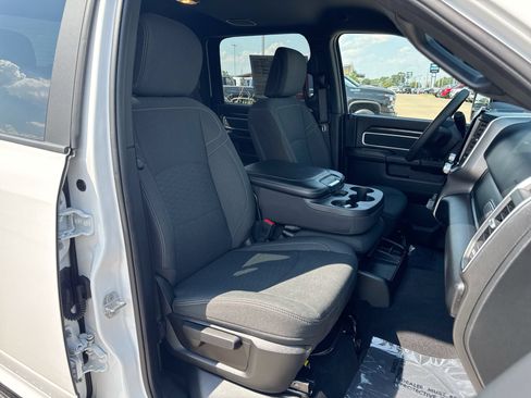 Used 2026 RAM 2500 Big Horn AWD/4WD image 25
