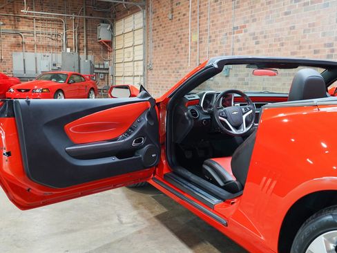 Used 2013 Chevrolet Camaro SS w/ RS Package RWD image 38