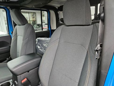 New 2026 Jeep Gladiator Willys image 13