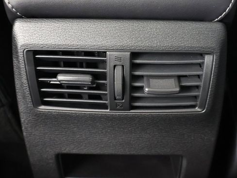 New 2025 Mitsubishi Outlander SE image 58