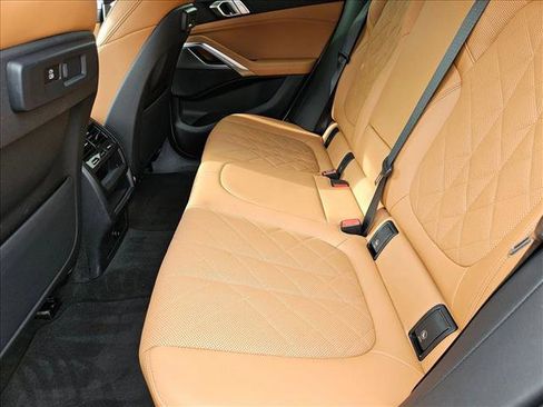 Certified 2023 BMW X6 xDrive40i w/ M Sport Package image 18