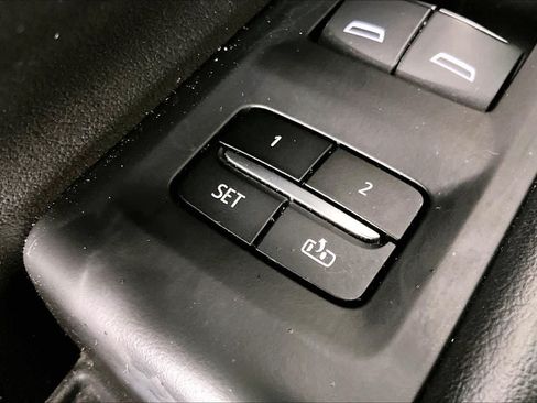 Used 2021 Chevrolet Tahoe Premier w/ Premium Package RWD image 34