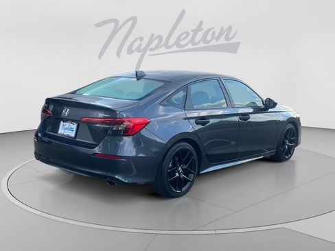 Used 2024 Honda Civic Sport image 6