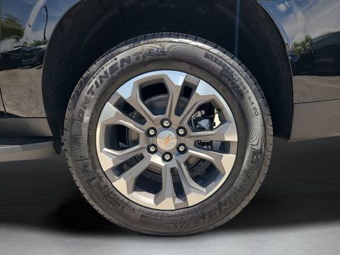 New 2026 Chevrolet Suburban LT w/ Comfort Package RWD image 14