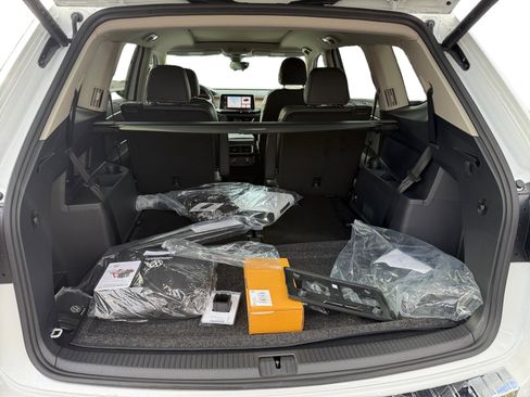 New 2026 Volkswagen Atlas SE image 17