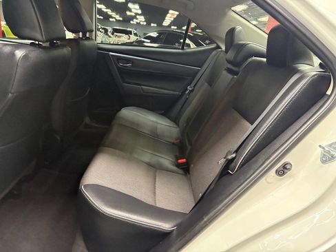 Used 2015 Toyota Corolla S Premium image 36