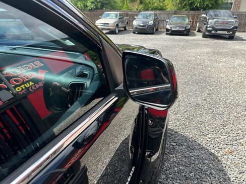 Used 2015 Chevrolet Colorado LT w/ LT Convenience Package image 15