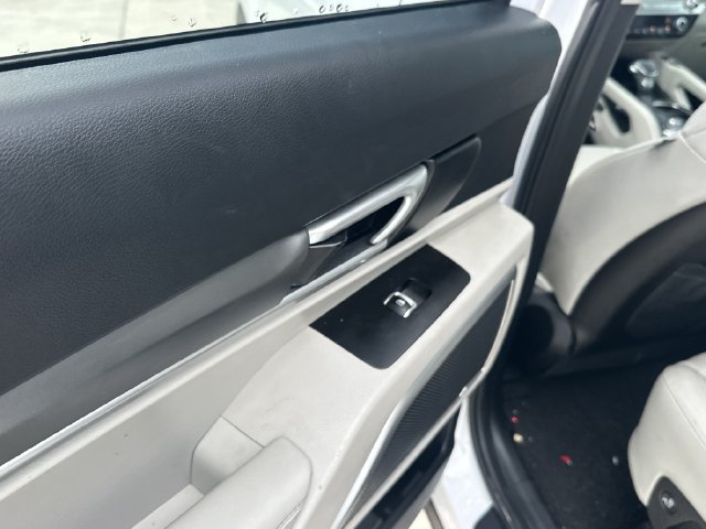 Used 2022 Kia Telluride S AWD/4WD image 12