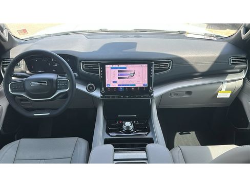 New 2026 Jeep Grand Wagoneer 2WD w/ Premium Group I image 22