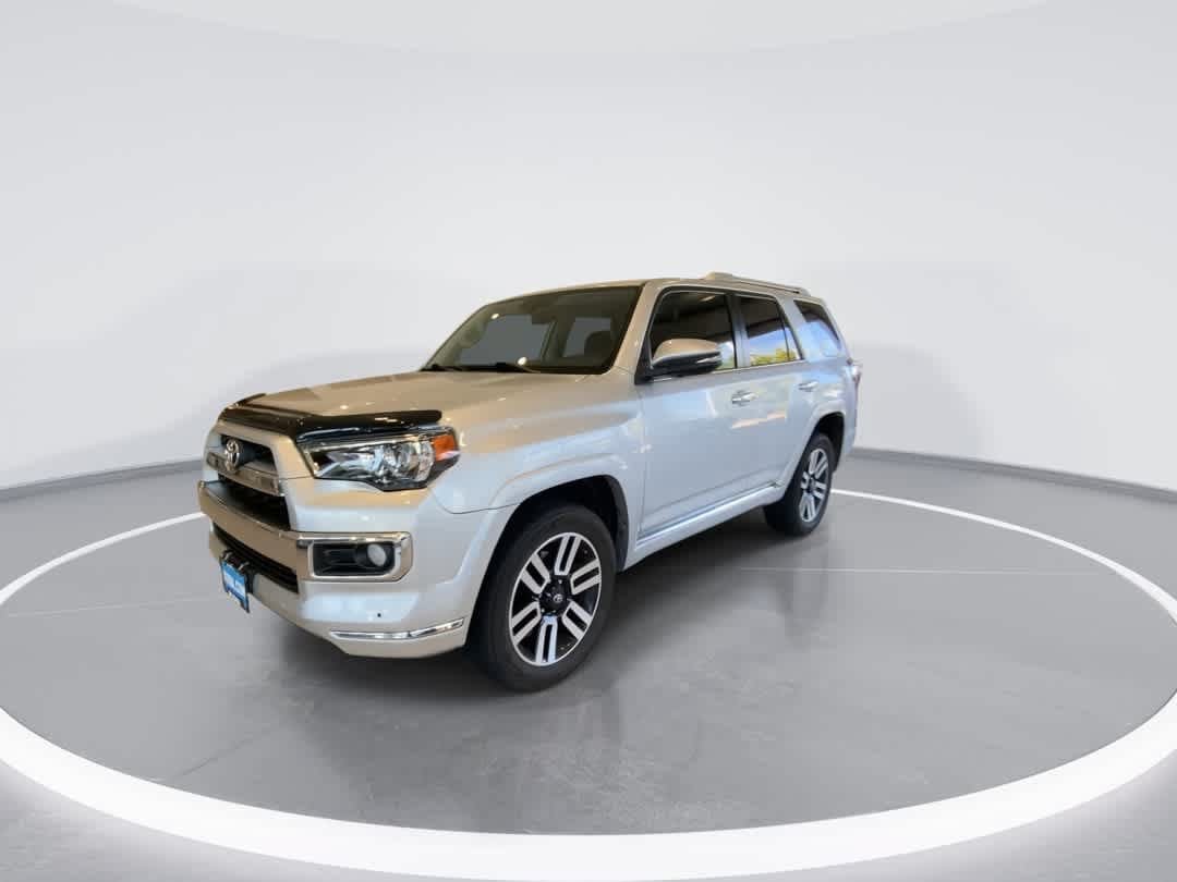 Used 2016 Toyota 4Runner Limited AWD/4WD image 4