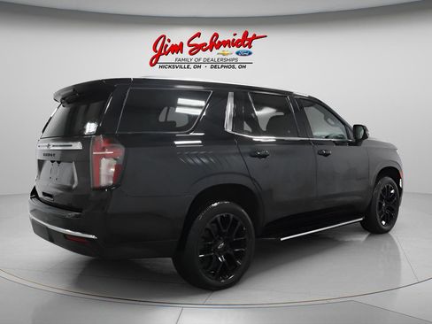 Used 2023 Chevrolet Tahoe LT w/ Luxury Package image 6